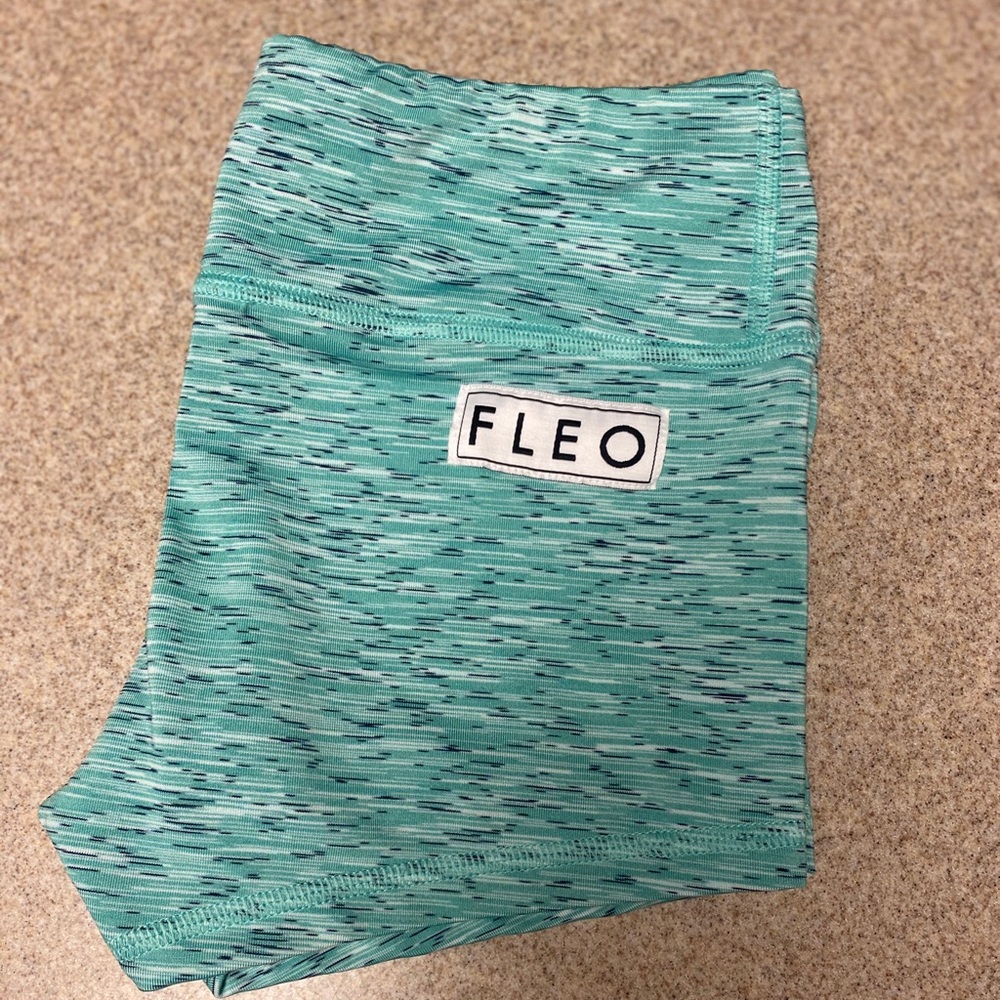 Fleo Shorts..